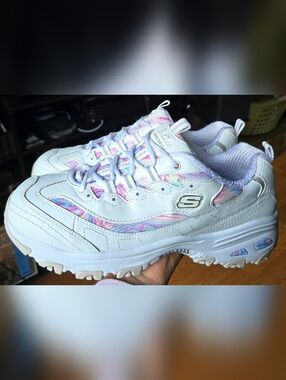 Sz 9.5 Women's SKECHERS D'LITES WHIMSICAL DREAMS White Leather Shoes